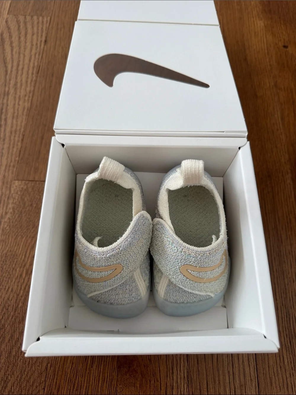 Nike Swoosh 1 Shoes